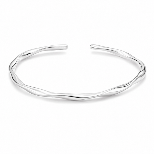 Eternal Twist™ Bangle | Quiet Luxury Silver Bracelet for Women