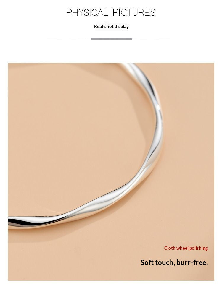 Eternal Twist™ Bangle | Quiet Luxury Silver Bracelet for Women